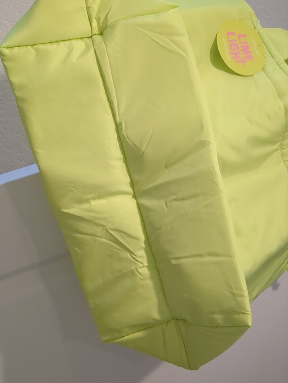 NWT Ulta Beauty Lime Light Neon Lime Side-Cinch Tote Bag - Picture 3 of 7